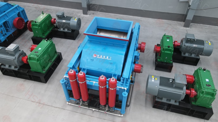 麻古石制砂設備怎么選？華盛銘對輥破耐用省電兩不誤